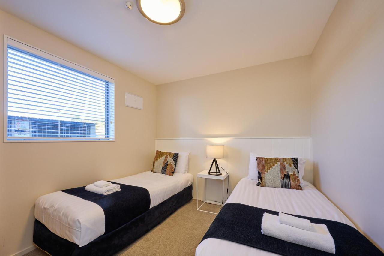 Kaikoura Waterfront Apartments Bagian luar foto