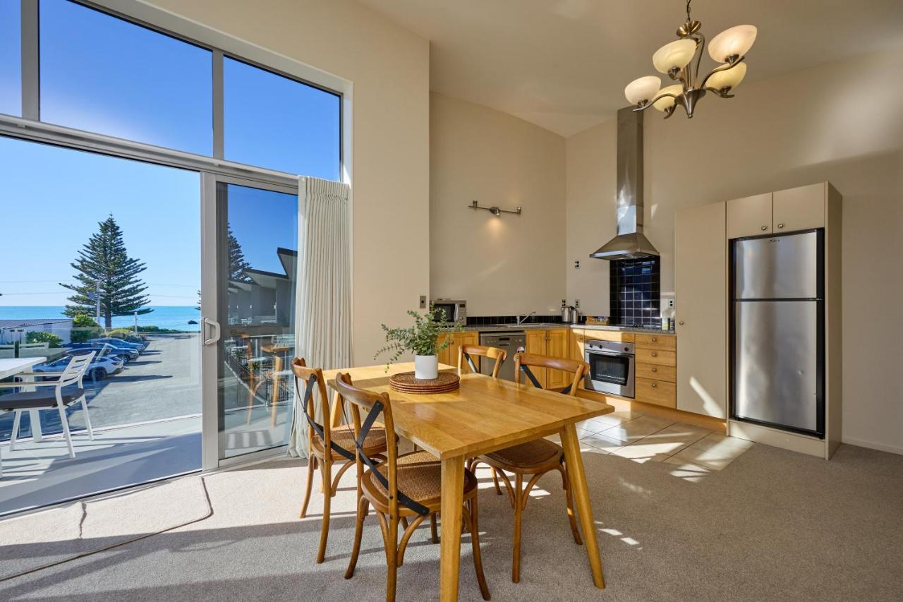 Kaikoura Waterfront Apartments Bagian luar foto